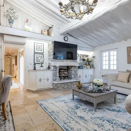 Luxury Антиб